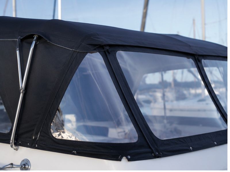Boat canvas, sprayhoods & cockpit tents